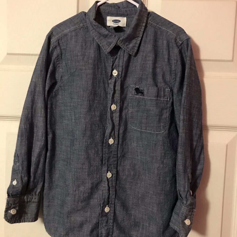 Old Navy Blue Button Down LS Shirt Boys Small 6-7